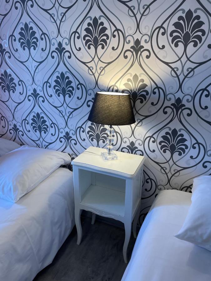Hotel Au Chapon Fin 푸아티에 외부 사진