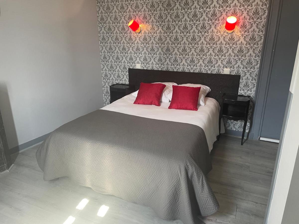 Hotel Au Chapon Fin 푸아티에 외부 사진